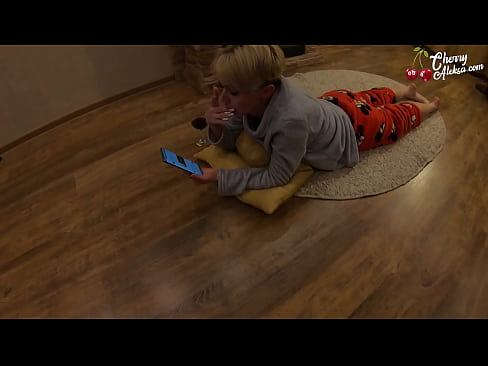 ❤️ Traks Blondīne sūc milzīgu locekli sūc un lēkā uz tā - anālais sekss ️ Duršanās video pie lv.hentaiser.ru