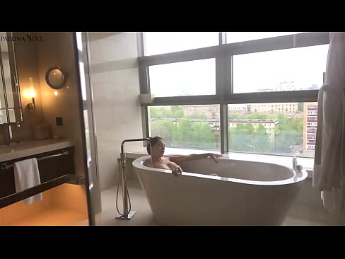 ❤️ Milzīgs skaistule kaislīgi trīc no viņas pussy vannas istabā ️ Duršanās video pie lv.hentaiser.ru